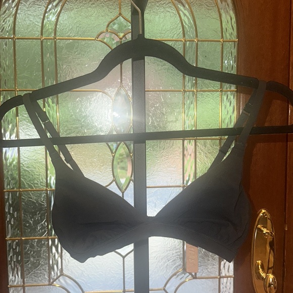 SKIMS COTTON JERSEY TRIANGLE BRALETTE in Onyx NEW - Picture 8 of 12